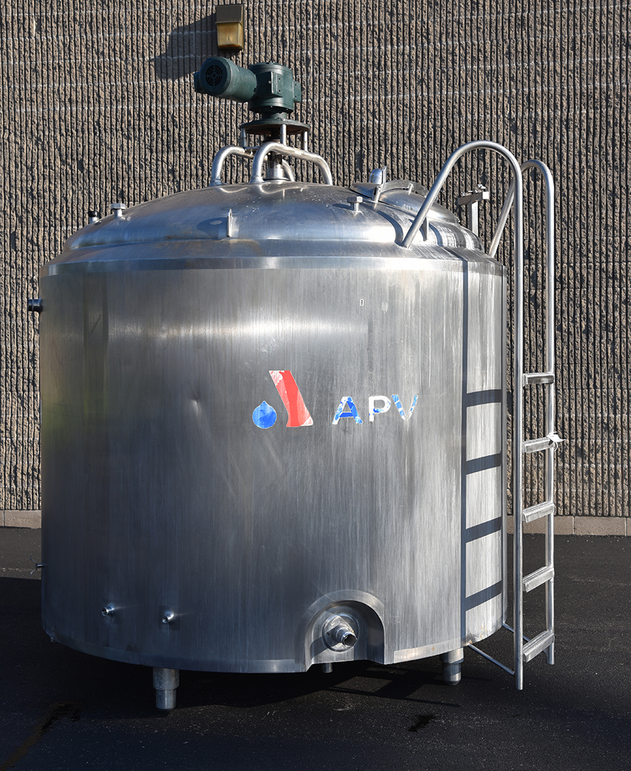 Used 1580 gallon VERTICAL MIXING TANK with SWEEP AGITATION, all stainless steel, Alard Equipment Corp item Y3956